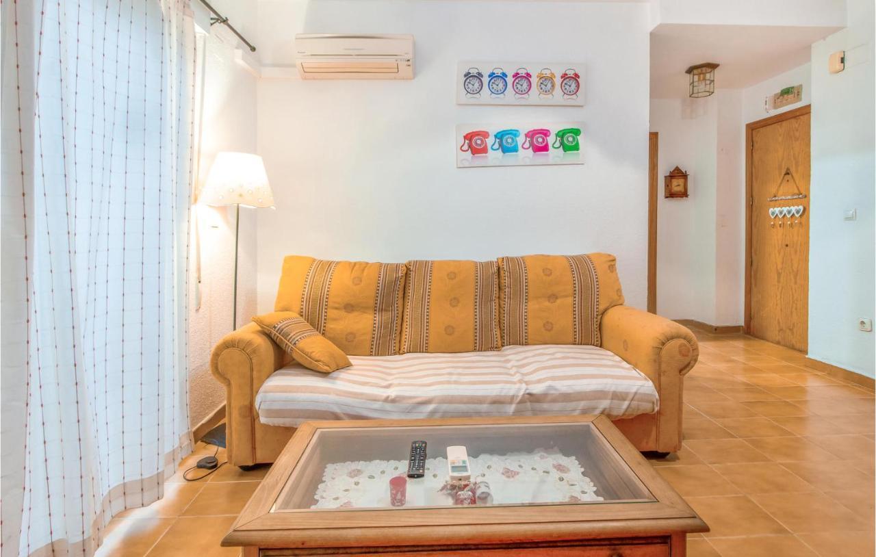1 Bedroom Nice Apartment In 산타 폴라 외부 사진